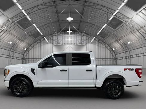 Used 2022 Ford F150 XL w/ Trailer Tow Package image 2