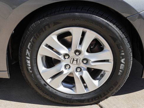 Used 2010 Honda Accord LX-P image 10