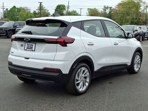 New 2027 Chevrolet Bolt LT w/ Comfort Package FWD image 12