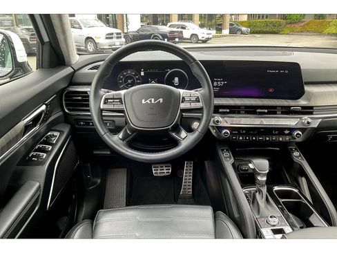 Used 2024 Kia Telluride SX Prestige image 5