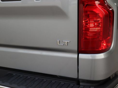 Used 2025 Chevrolet Silverado 1500 LT AWD/4WD image 34
