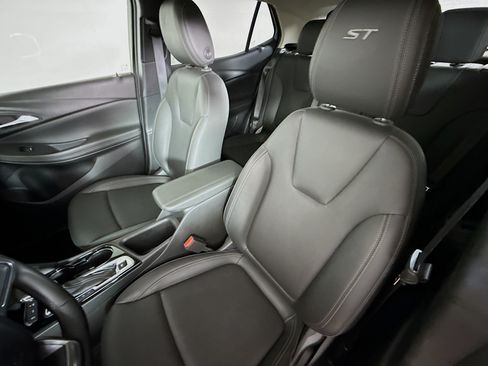 Used 2024 Buick Encore GX Sport Touring AWD/4WD image 24