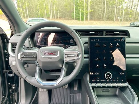 New 2026 GMC Terrain Elevation w/ Technology Package II image 18