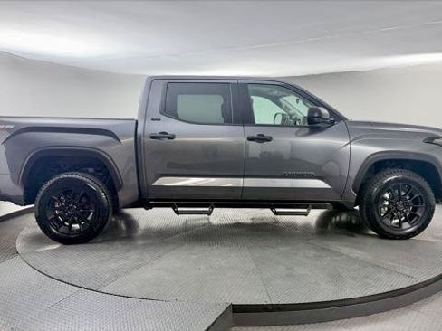 Used 2023 Toyota Tundra SR5 AWD/4WD image 9