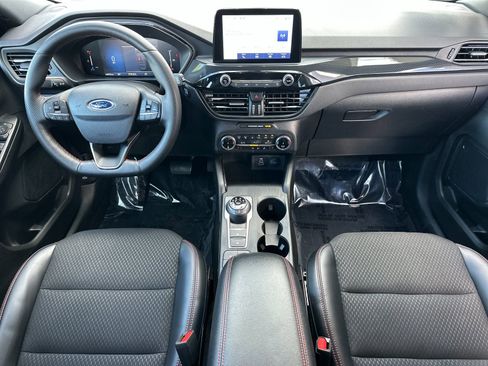Used 2025 Ford Escape ST-Line Select AWD/4WD image 12