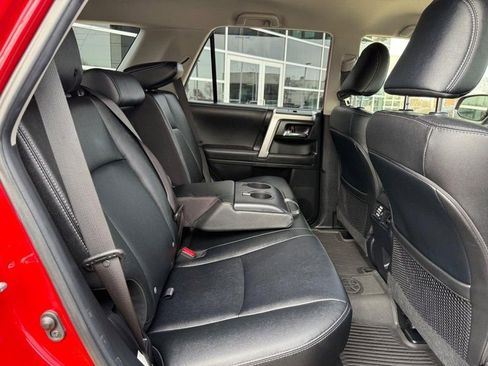 Used 2024 Toyota 4Runner TRD Sport image 12