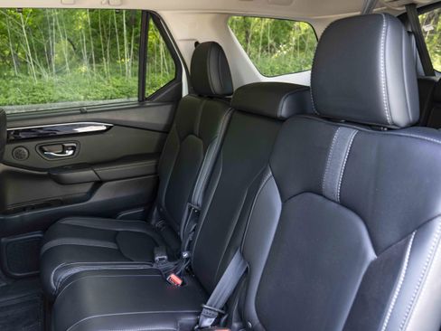 Used 2023 Honda Pilot EX-L image 18