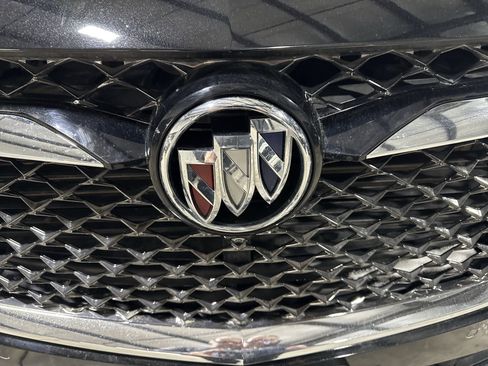 Certified 2024 Buick Enclave Avenir w/ Avenir Technology Package image 31