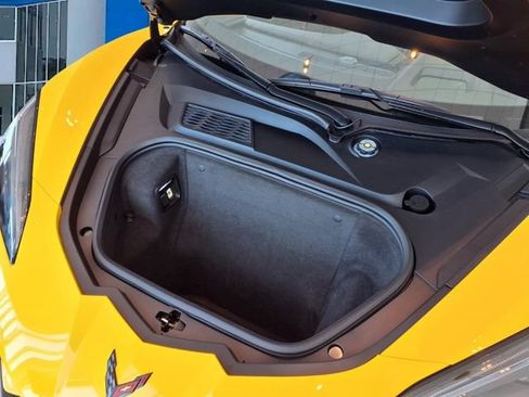 Used 2025 Chevrolet Corvette Stingray Preferred Conv w/ Z51 Performance Package RWD image 24