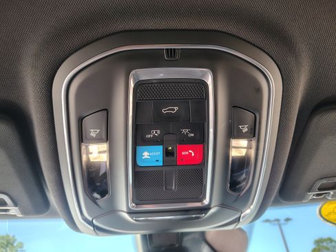 Certified 2024 Jeep Grand Cherokee L Laredo AWD/4WD image 40