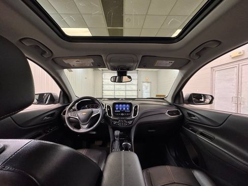 Used 2023 Chevrolet Equinox Premier AWD/4WD image 26