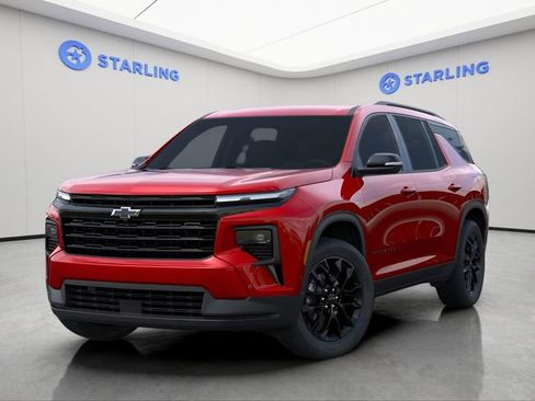 New 2026 Chevrolet Traverse LT w/ Enhanced Driving Package FWD image 2