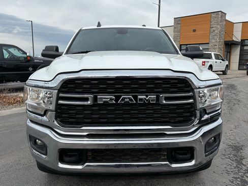 Used 2022 RAM 2500 Big Horn w/ Cold Weather Group image 2