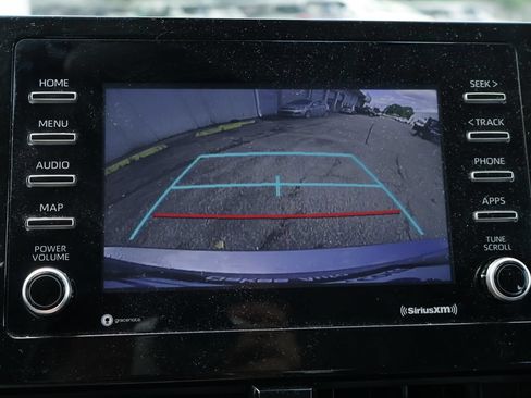 Used 2022 Toyota Camry LE AWD/4WD image 36