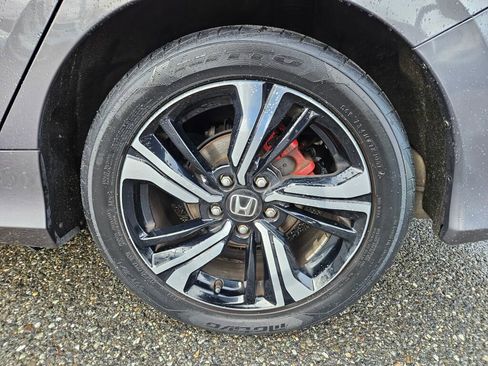 Used 2016 Honda Civic Touring image 16