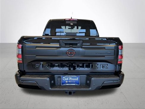 New 2025 Nissan Frontier PRO-4X w/ Pro Convenience Package image 8
