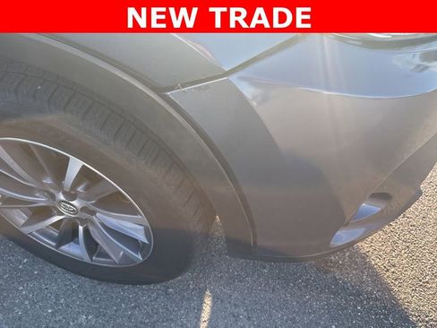 Used 2018 Toyota Highlander XLE image 15