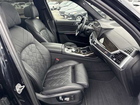 Used 2023 BMW X7 xDrive40i w/ Executive Package image 26