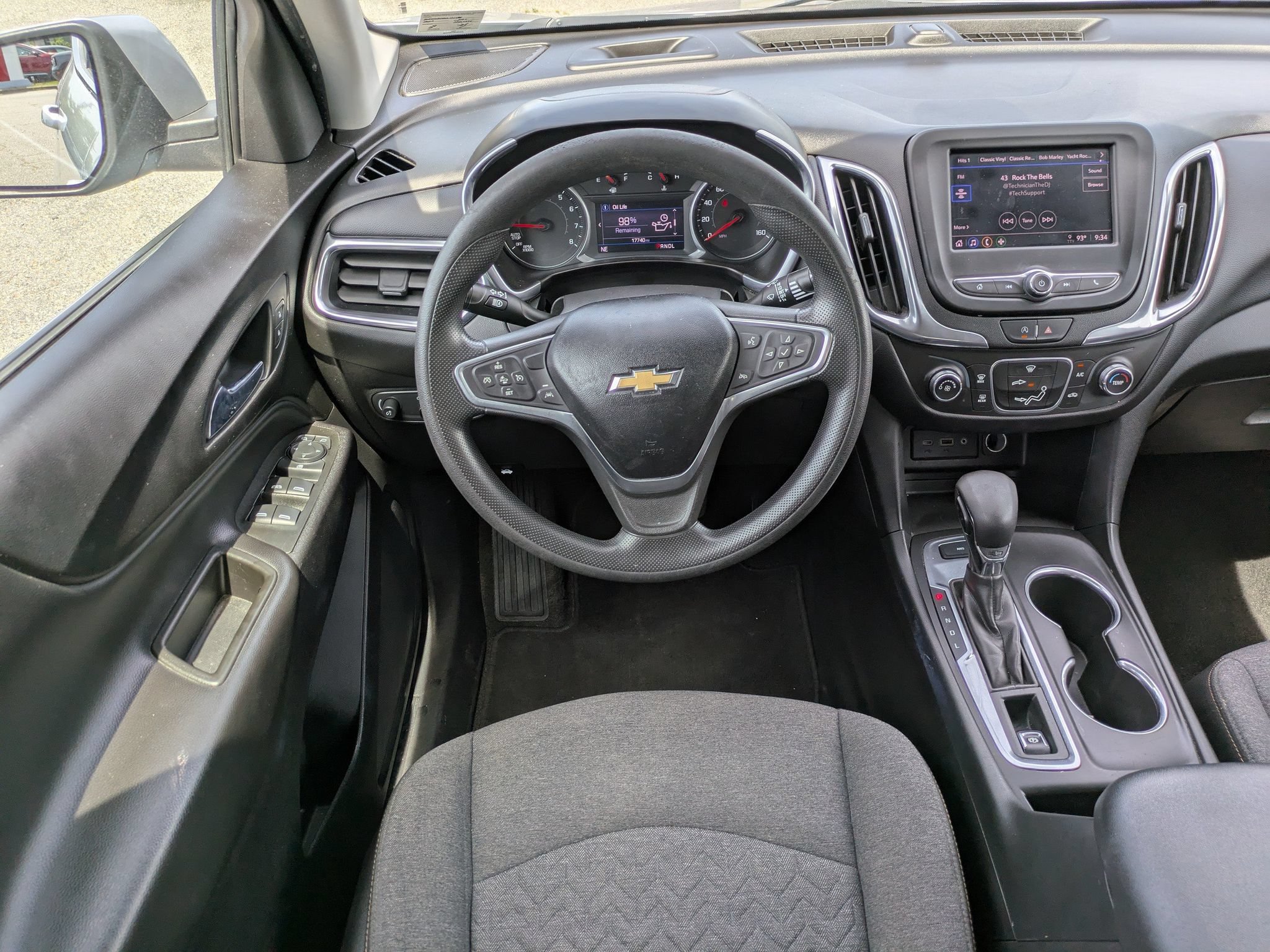 Used 2022 Chevrolet Equinox LT AWD/4WD image 17