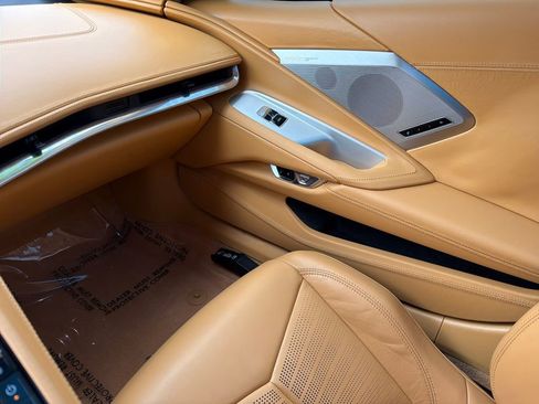 Used 2020 Chevrolet Corvette Stingray w/ 3LT Preferred Equipment Group image 27