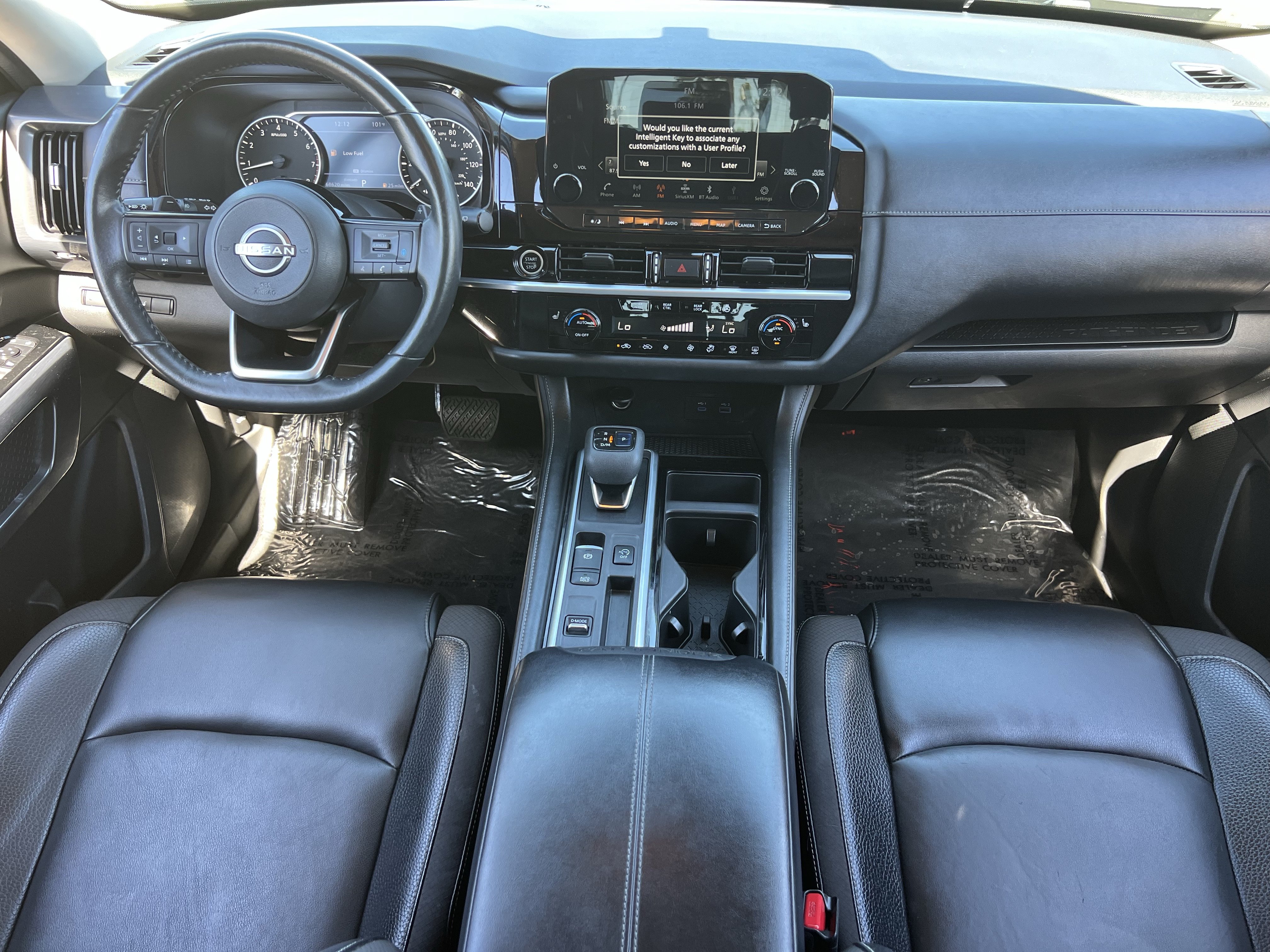 Used 2022 Nissan Pathfinder SL FWD image 14