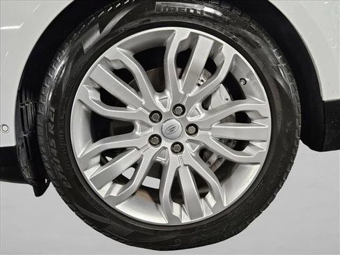 Used 2019 Land Rover Range Rover Sport HSE image 24