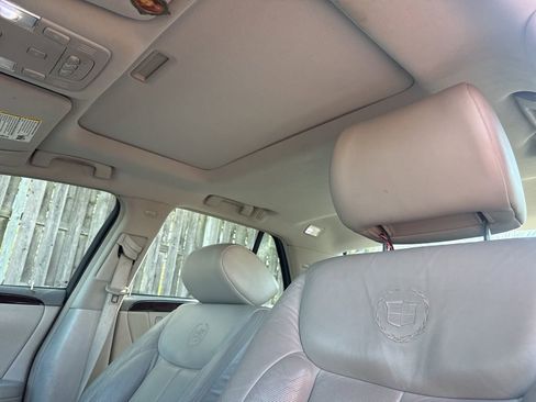 Used 2008 Cadillac DTS Performance FWD image 14