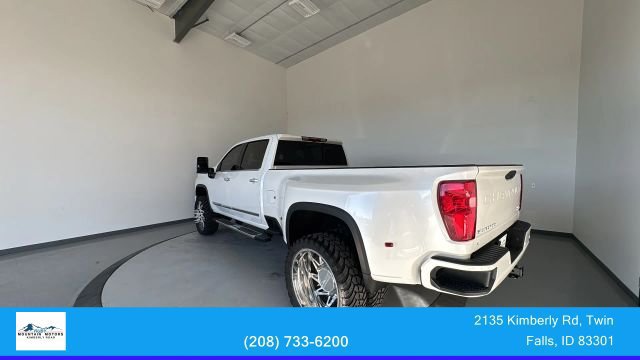 Used 2025 Chevrolet Silverado 3500 High Country w/ Technology Package AWD/4WD image 5