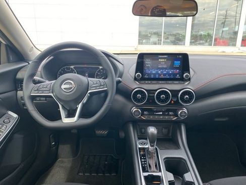 New 2025 Nissan Sentra SR image 14
