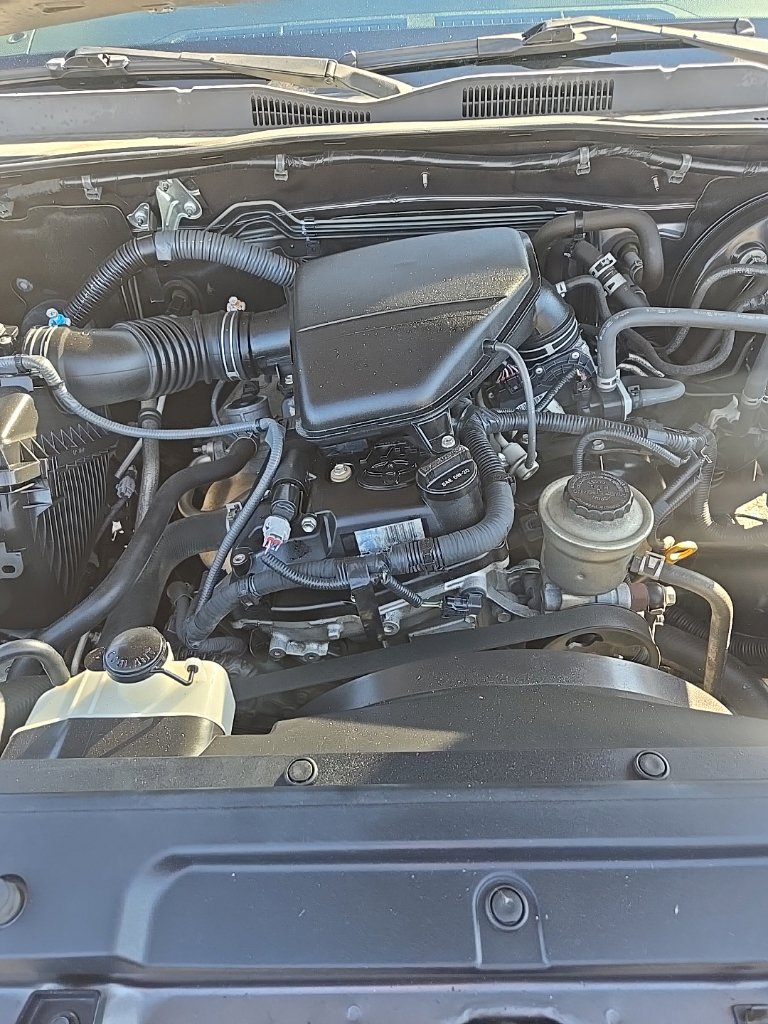 Used 2017 Toyota Tacoma SR w/ SR Convenience Package RWD image 11