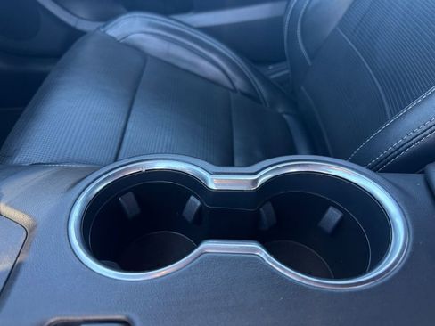 Used 2024 Ford Mustang Premium image 9