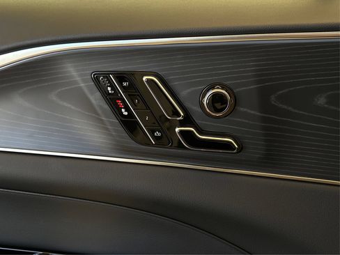 New 2026 Cadillac Lyriq Sport w/ LPO, ONYX Package RWD image 28