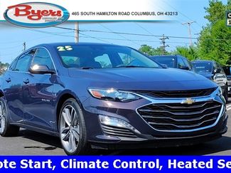 Used 2025 Chevrolet Malibu LT image 1