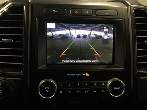 Used 2021 Ford Expedition Limited RWD image 15