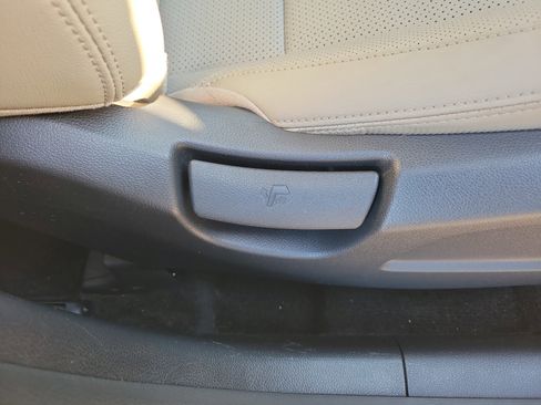 Used 2020 Kia Sportage S w/ S FWD Sunroof Package image 8