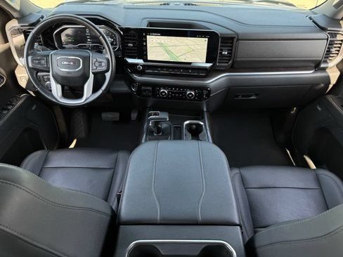 Used 2023 GMC Sierra 1500 SLT AWD/4WD image 11