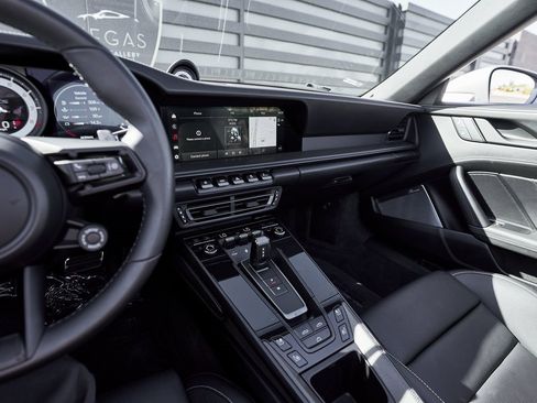 Used 2024 Porsche 911 Carrera GTS w/ Premium Package image 53