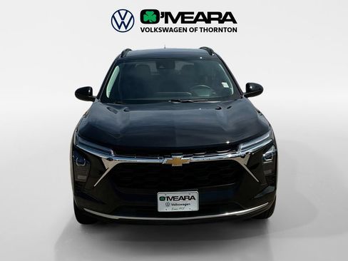 Used 2024 Chevrolet Trax LT w/ Driver Confidence Package FWD image 8