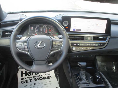Used 2023 Lexus ES 350 w/ Premium Package image 13