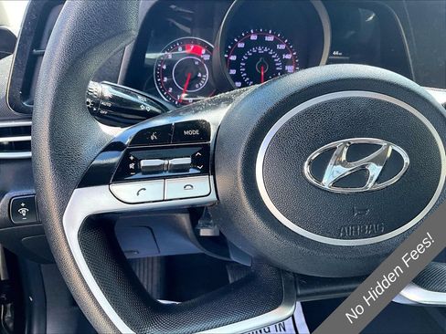 Used 2023 Hyundai Elantra SEL FWD image 15