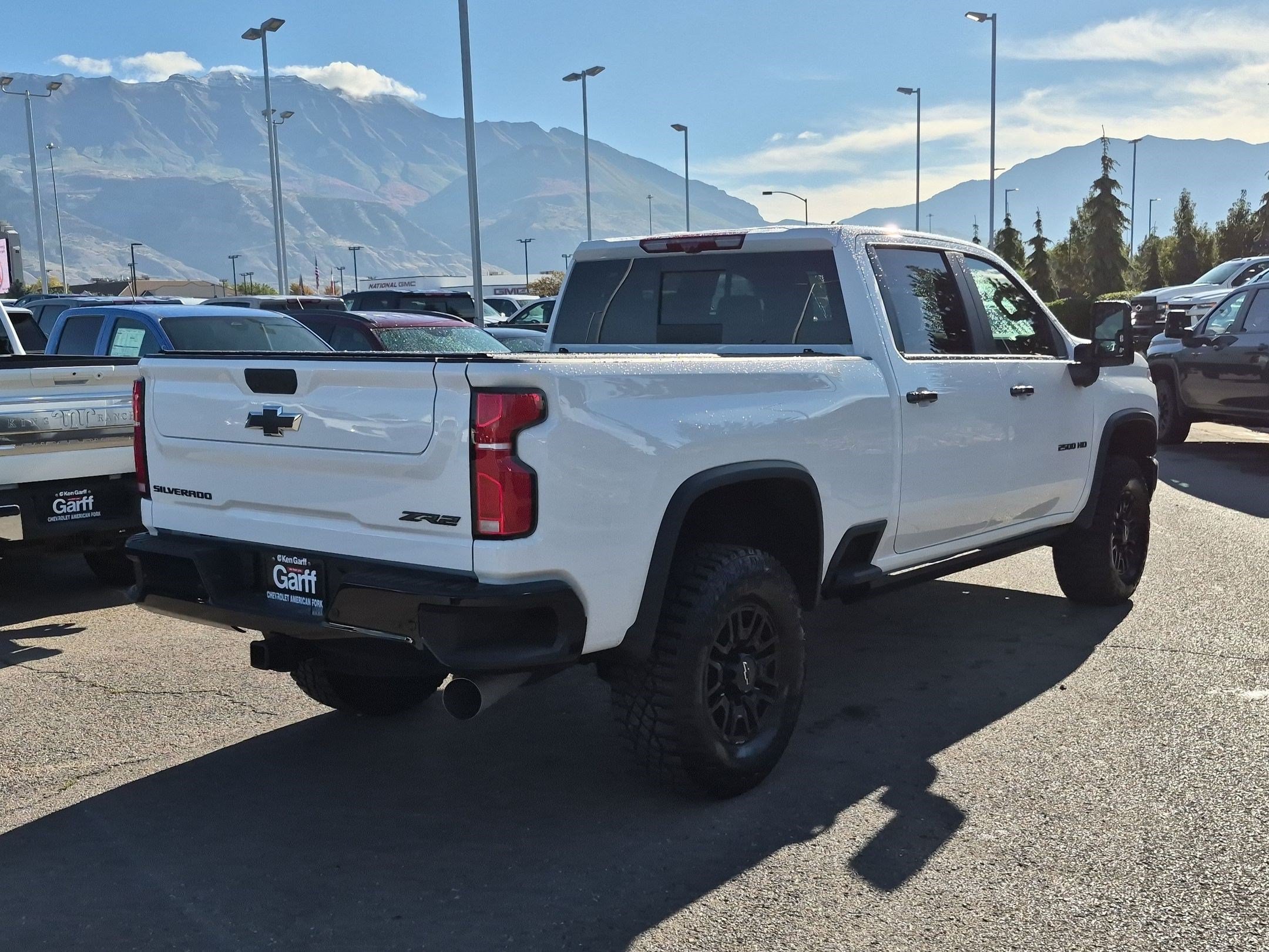 Used 2026 Chevrolet Silverado 2500 ZR2 w/ LPO, Dark Essentials Package AWD/4WD image 3