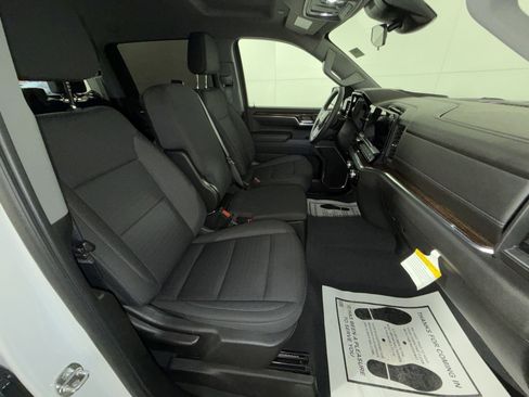 Used 2023 GMC Sierra 1500 SLE image 27