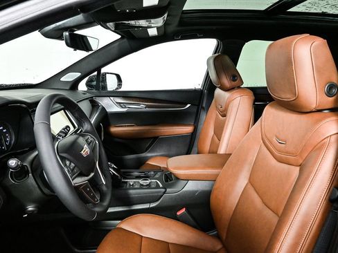 New 2024 Cadillac XT5 Premium Luxury w/ Technology Package image 8