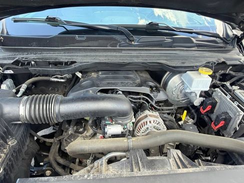 Used 2022 RAM 1500 Laramie AWD/4WD image 32