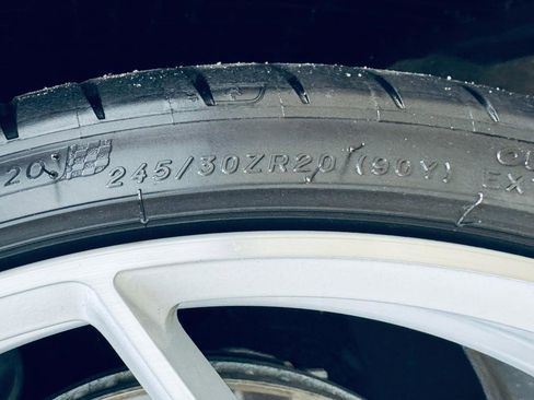 Used 2021 Chevrolet Corvette Stingray Premium Conv w/ Z51 Performance Package image 12