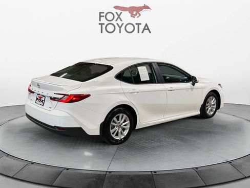 Used 2026 Toyota Camry LE w/ Convenience Package FWD image 6