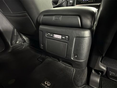 Used 2024 INFINITI QX80 Luxe image 32