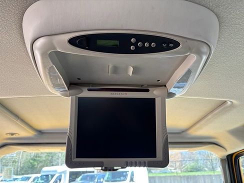 Used 2003 HUMMER H2 w/ Preferred Equipment Group AWD/4WD image 22