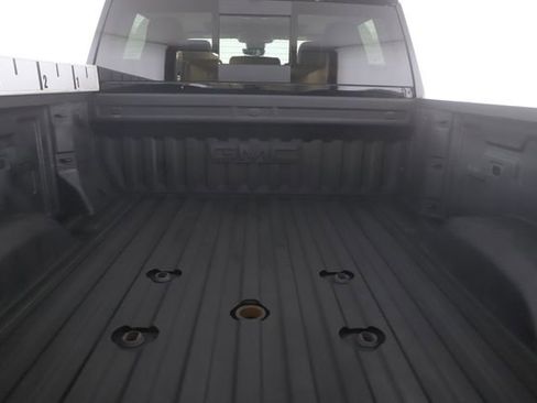 Used 2025 GMC Sierra 2500 Denali w/ Denali Reserve Package AWD/4WD image 32
