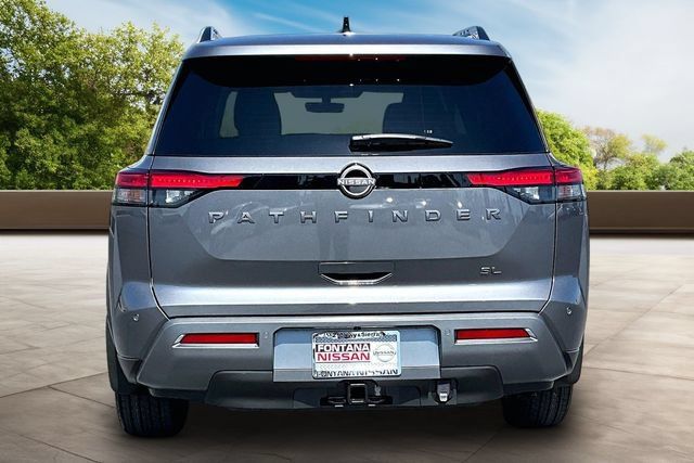 New 2026 Nissan Pathfinder SL w/ SL Premium Package FWD image 4